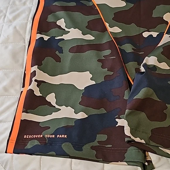 Adidas Ivy Park Camouflage Sports Set - Picture 5 of 6